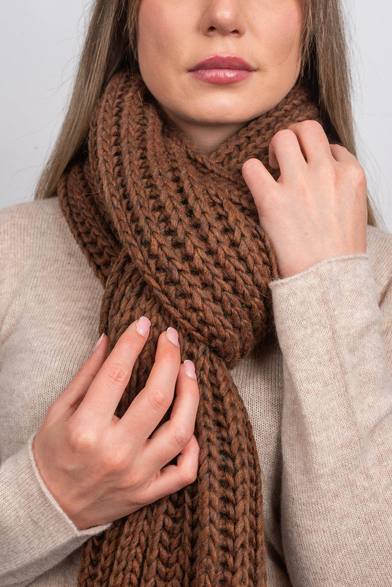 English rib knit scarf with fringes | Dalle Piane Cashmere