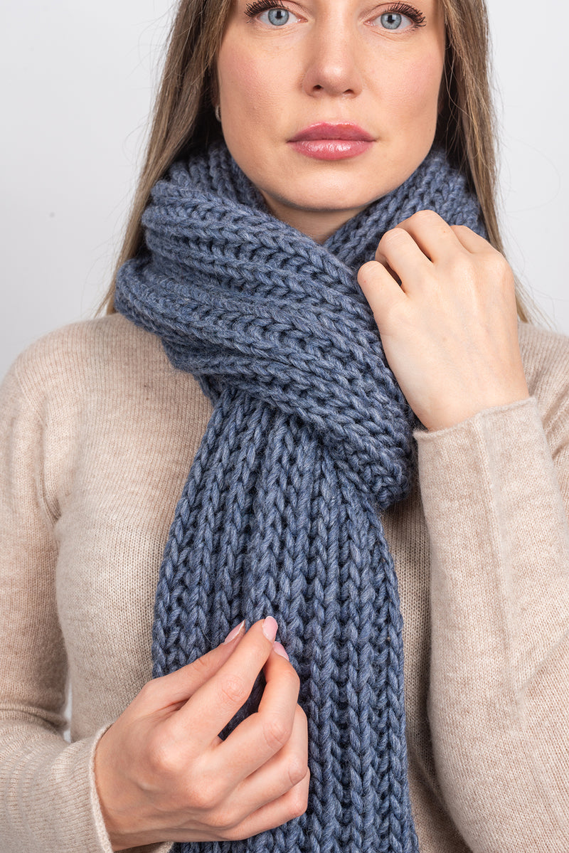 English rib knit scarf with fringes | Dalle Piane Cashmere