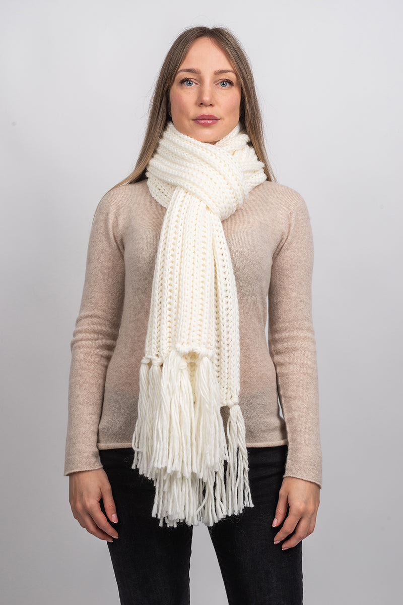 English rib knit scarf with fringes | Dalle Piane Cashmere