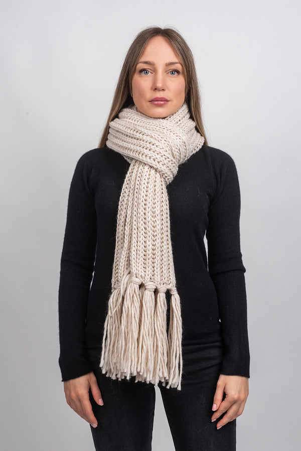 English rib knit scarf with fringes | Dalle Piane Cashmere