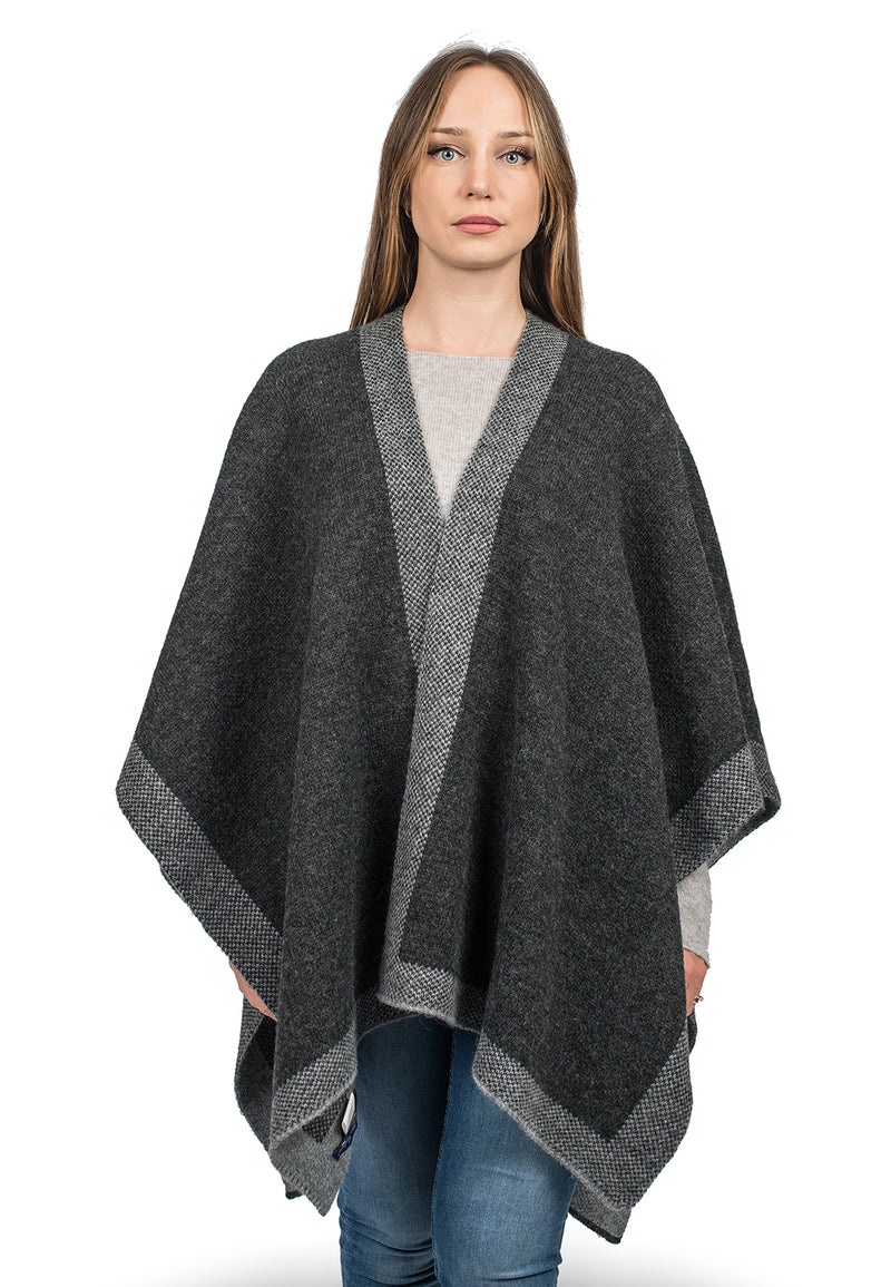 Two tone cape | Dalle Piane Cashmere